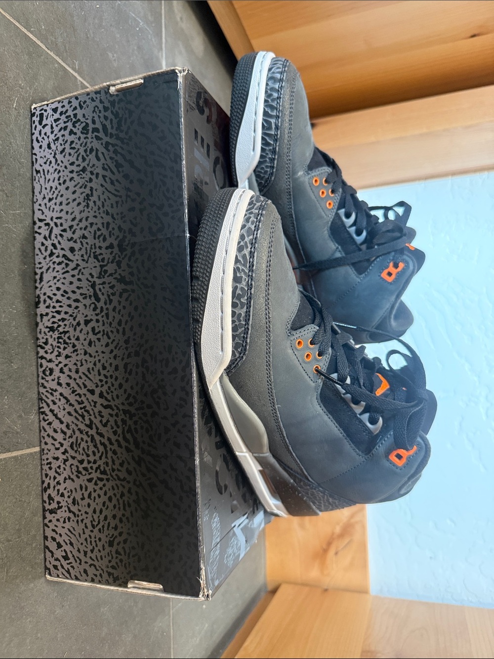 Nike Air Jordan 3 Retro  Men’s Size 9 Night Stadium/Total Orange